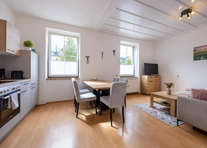 Steinmetz-haus 公寓 *